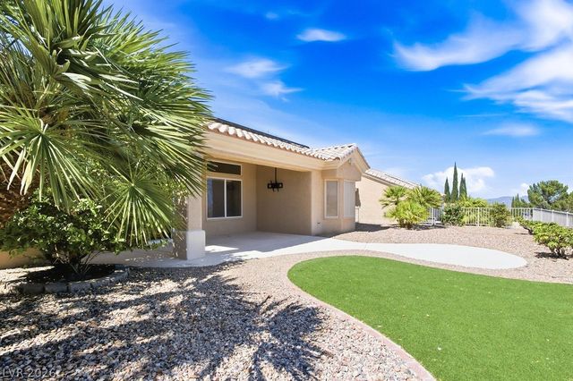 2742 Faiss Drive, Las Vegas, NV 89134