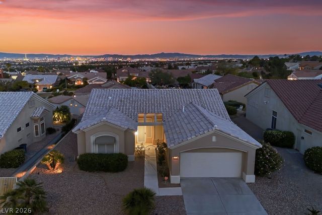 2742 Faiss Drive, Las Vegas, NV 89134