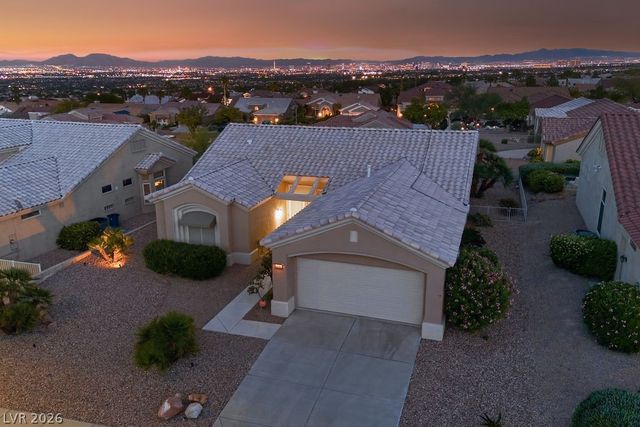 2742 Faiss Drive, Las Vegas, NV 89134