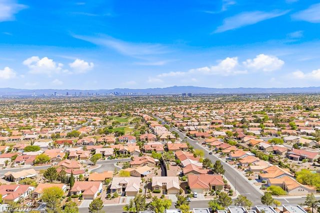 2742 Faiss Drive, Las Vegas, NV 89134