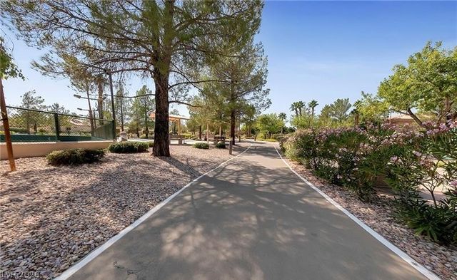 2742 Faiss Drive, Las Vegas, NV 89134