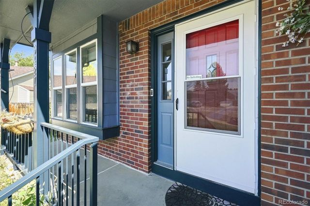 9427 W Nichols Place, Littleton, CO 80128