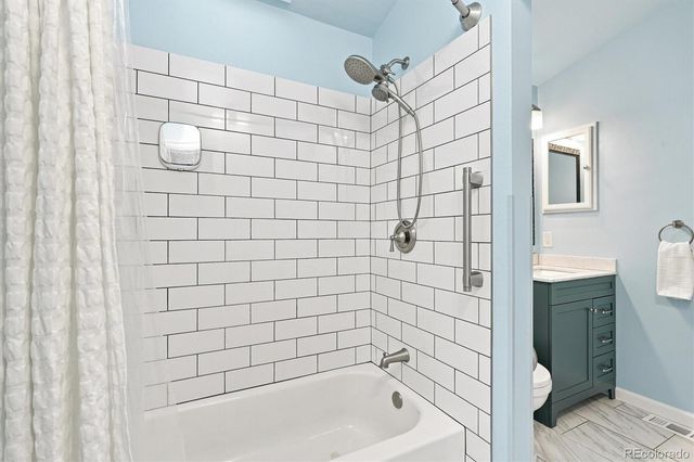 9427 W Nichols Place, Littleton, CO 80128