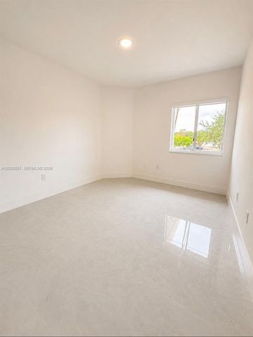 11244 NW 58th Ter, Doral, FL 33178