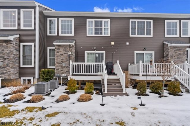 101 Valentino Dr, Old Bridge Twp., NJ 08857