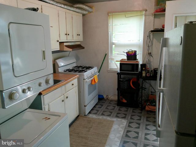 2 ABERDEEN AVE, Aberdeen, MD 21001