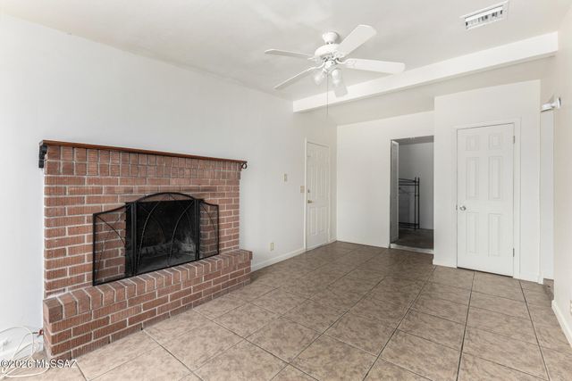 1316 W Simmons Place, Tucson, AZ 85705