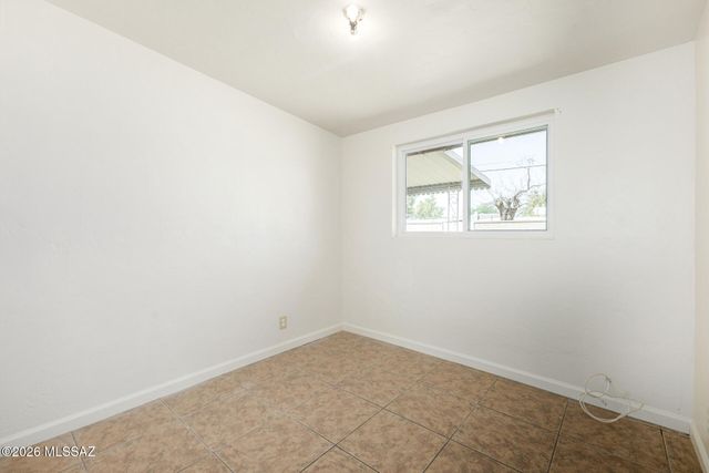 1316 W Simmons Place, Tucson, AZ 85705