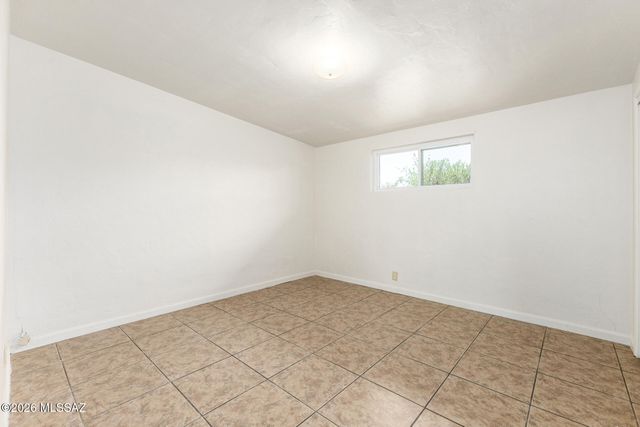 1316 W Simmons Place, Tucson, AZ 85705