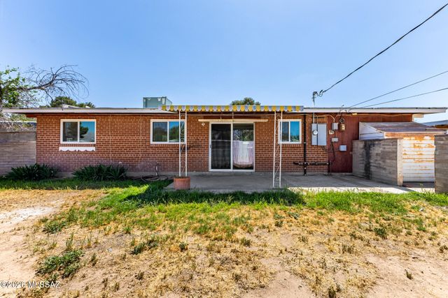 1316 W Simmons Place, Tucson, AZ 85705