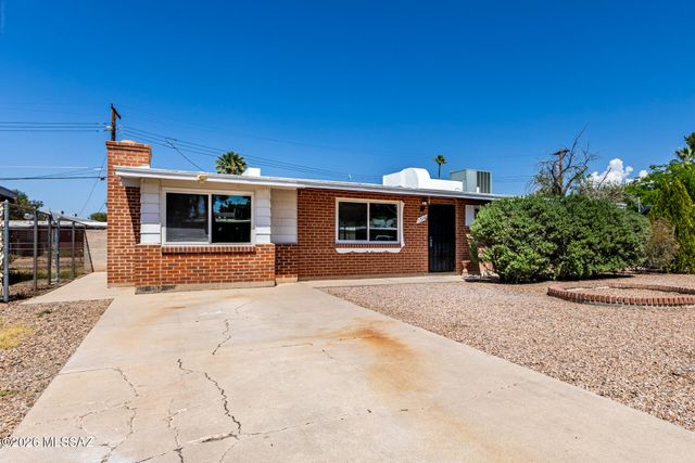 1316 W Simmons Place, Tucson, AZ 85705