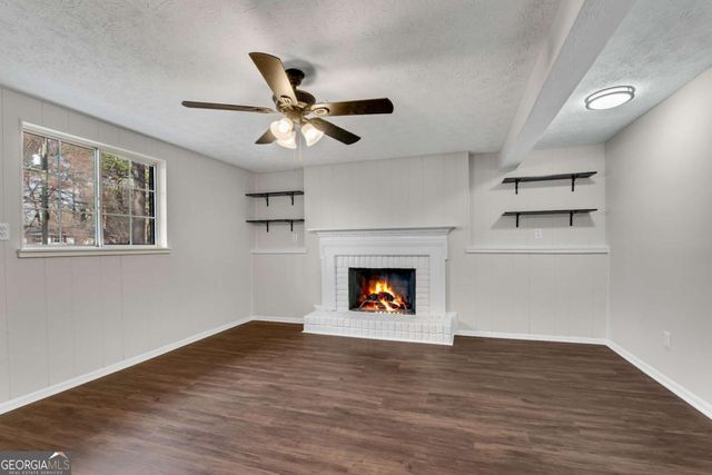 3414 Dearwood Drive SW, Lilburn, GA 30047