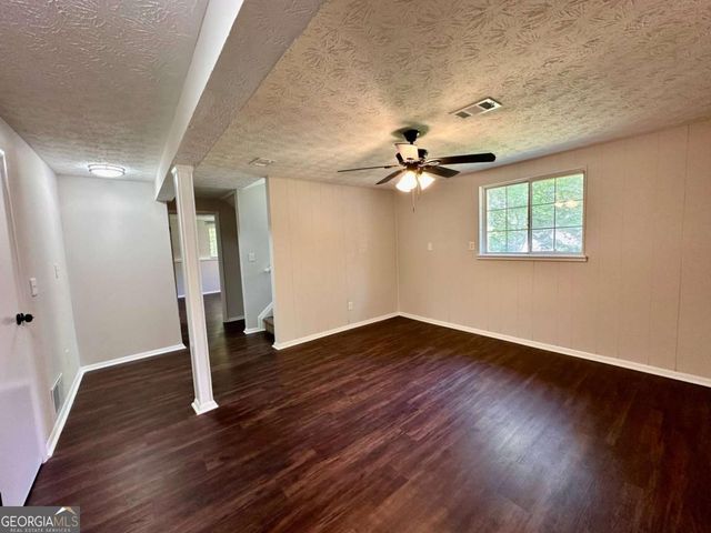 3414 Dearwood Drive SW, Lilburn, GA 30047