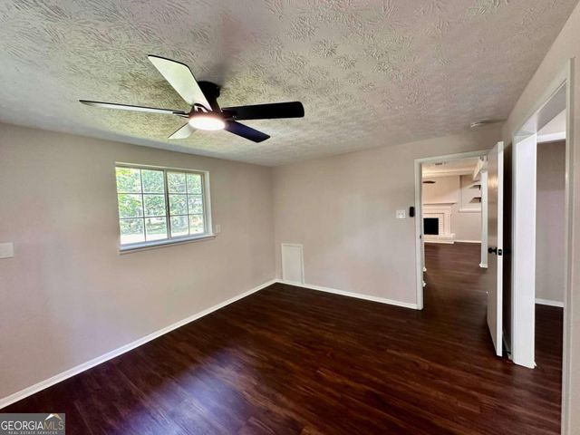 3414 Dearwood Drive SW, Lilburn, GA 30047
