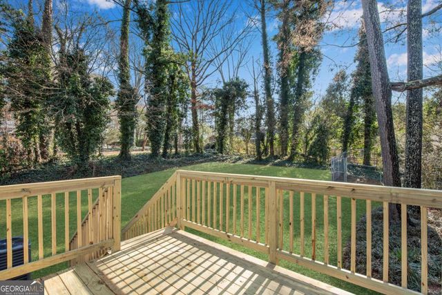 3414 Dearwood Drive SW, Lilburn, GA 30047