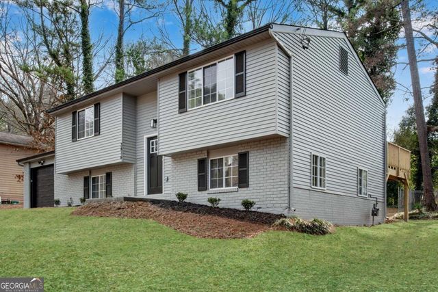 3414 Dearwood Drive SW, Lilburn, GA 30047
