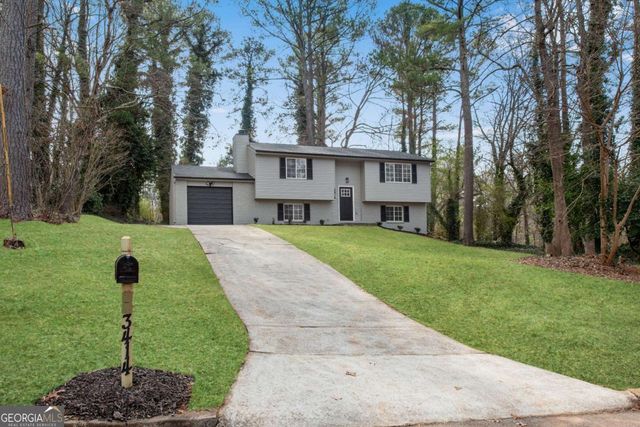 3414 Dearwood Drive SW, Lilburn, GA 30047