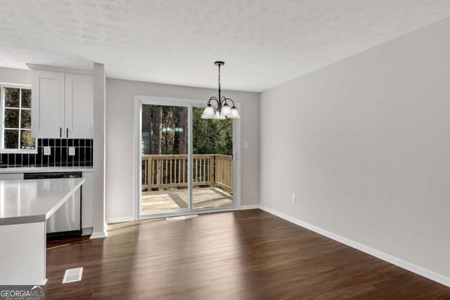 3414 Dearwood Drive SW, Lilburn, GA 30047