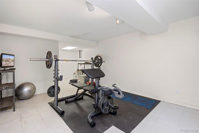 6610 Fieldstone Court, West Bloomfield Charter Township, MI 48322