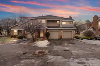 6610 Fieldstone Court, West Bloomfield Charter Township, MI 48322