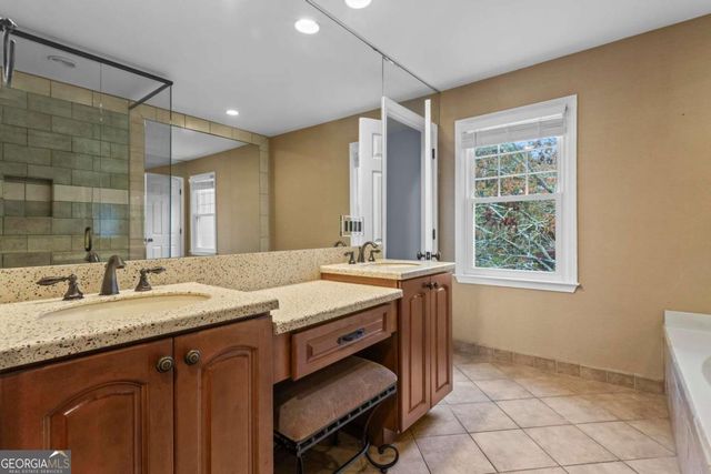 40 Sycamore Station 40, Decatur, GA 30030