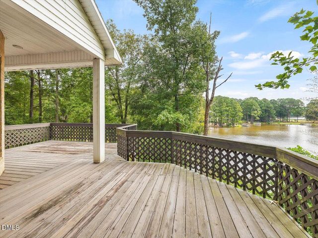 275 Lake Point, Sanford, NC 27332
