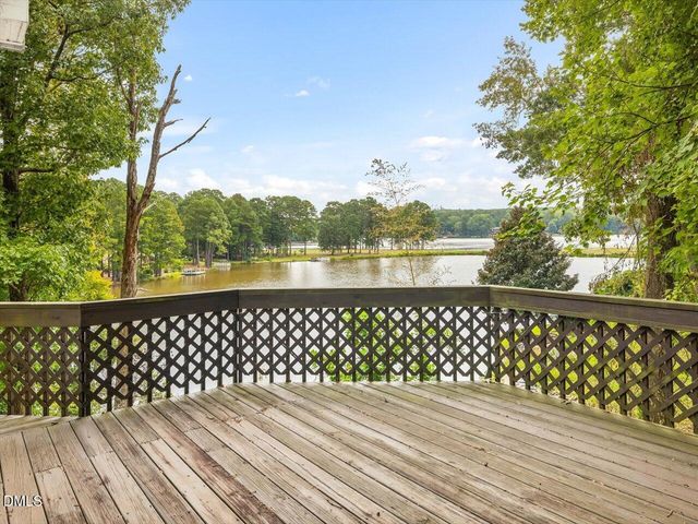 275 Lake Point, Sanford, NC 27332