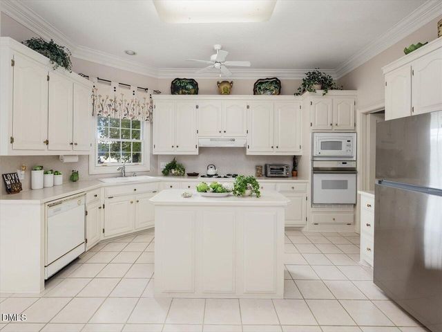 275 Lake Point, Sanford, NC 27332