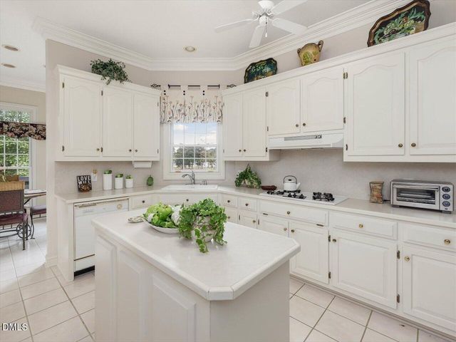 275 Lake Point, Sanford, NC 27332