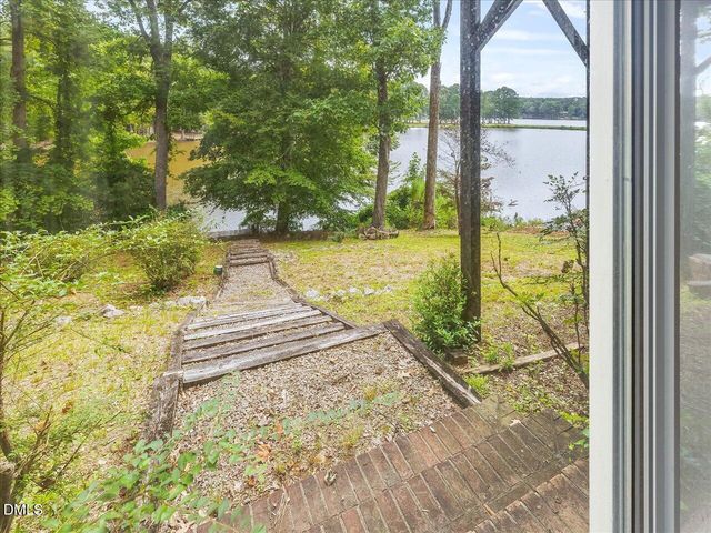 275 Lake Point, Sanford, NC 27332