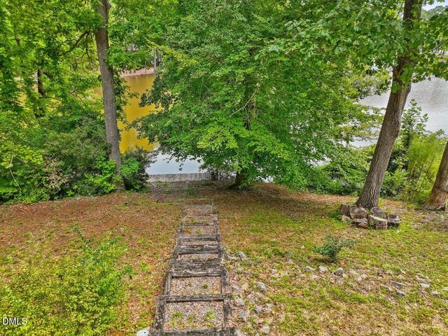 275 Lake Point, Sanford, NC 27332