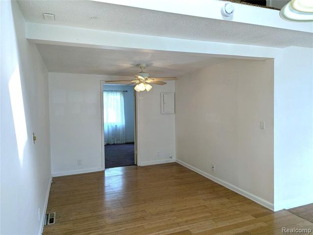 35054 Glen Street, Westland, MI 48186