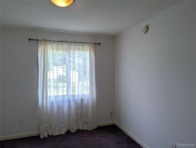 35054 Glen Street, Westland, MI 48186