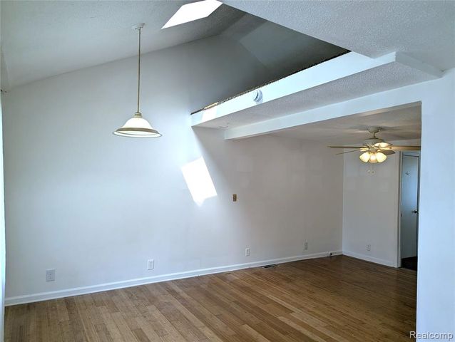 35054 Glen Street, Westland, MI 48186