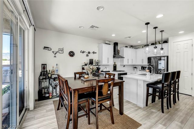 10197 Cluny Avenue, Las Vegas, NV 89178