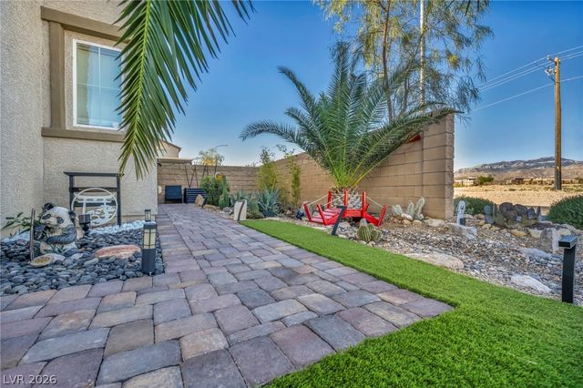 10197 Cluny Avenue, Las Vegas, NV 89178