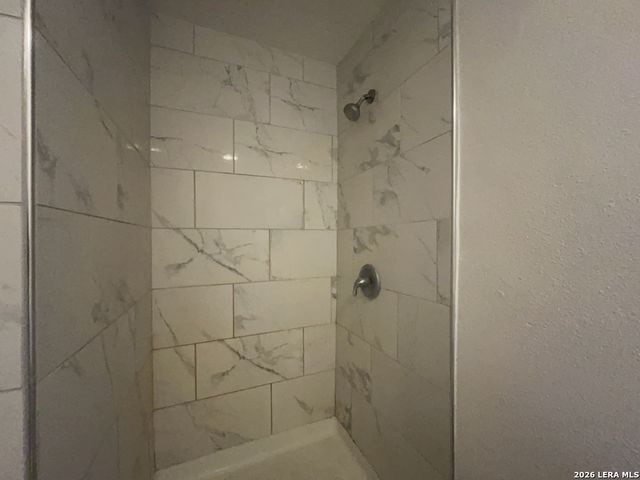 827 Steves Ave Apt 3, San Antonio, TX 78210