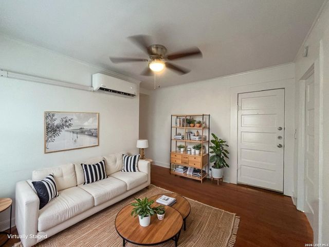 827 Steves Ave Apt 3, San Antonio, TX 78210