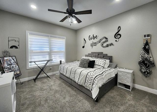 33765 S Coves Drive, Afton, OK 74331