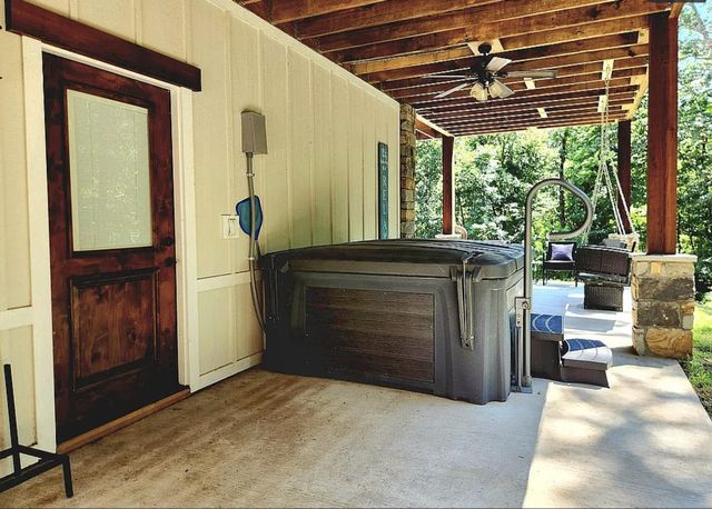 33765 S Coves Drive, Afton, OK 74331