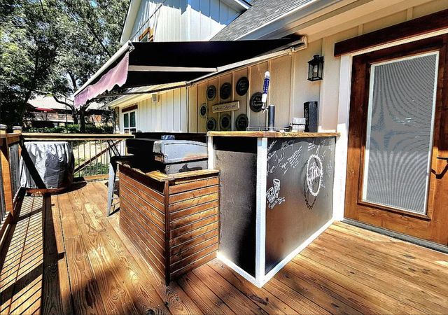 33765 S Coves Drive, Afton, OK 74331