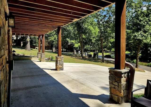 33765 S Coves Drive, Afton, OK 74331