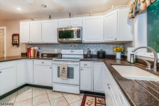 11 Minisink Dr, Montague Twp., NJ 07827