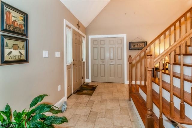 11 Minisink Dr, Montague Twp., NJ 07827