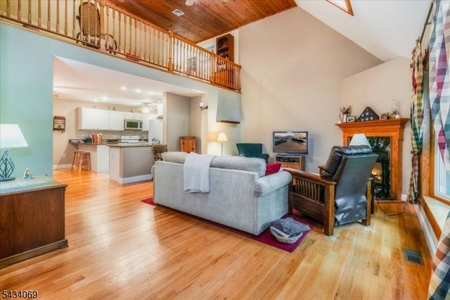 11 Minisink Dr, Montague Twp., NJ 07827