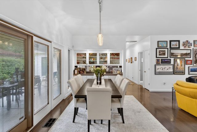 2612 Huntington Rd, Sacramento, CA 95864