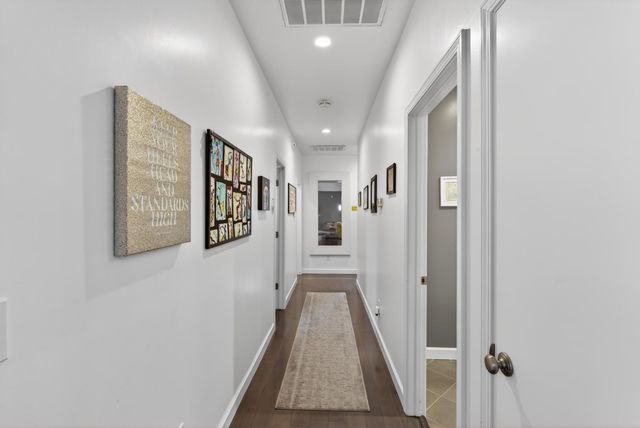 2612 Huntington Rd, Sacramento, CA 95864