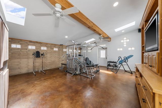 2500 S County Rd 1110, Midland, TX 79706