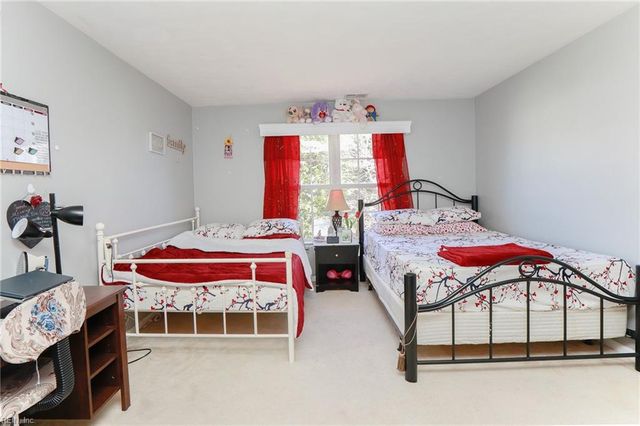 6316 Townsend PL, Suffolk, VA 23435