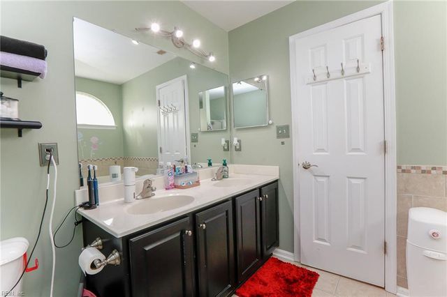 6316 Townsend PL, Suffolk, VA 23435